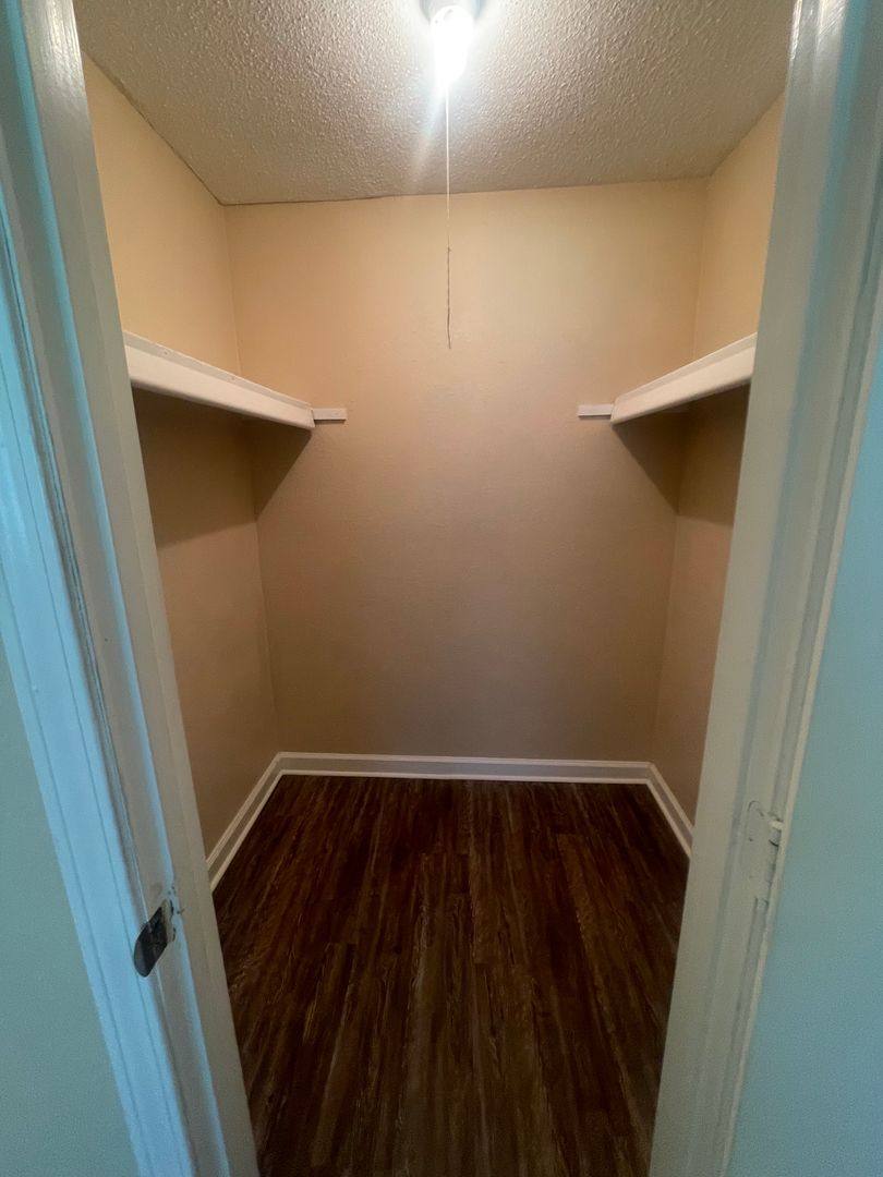 Apartment for rent at 4524 Highway 39 N, Meridian, MS 39301