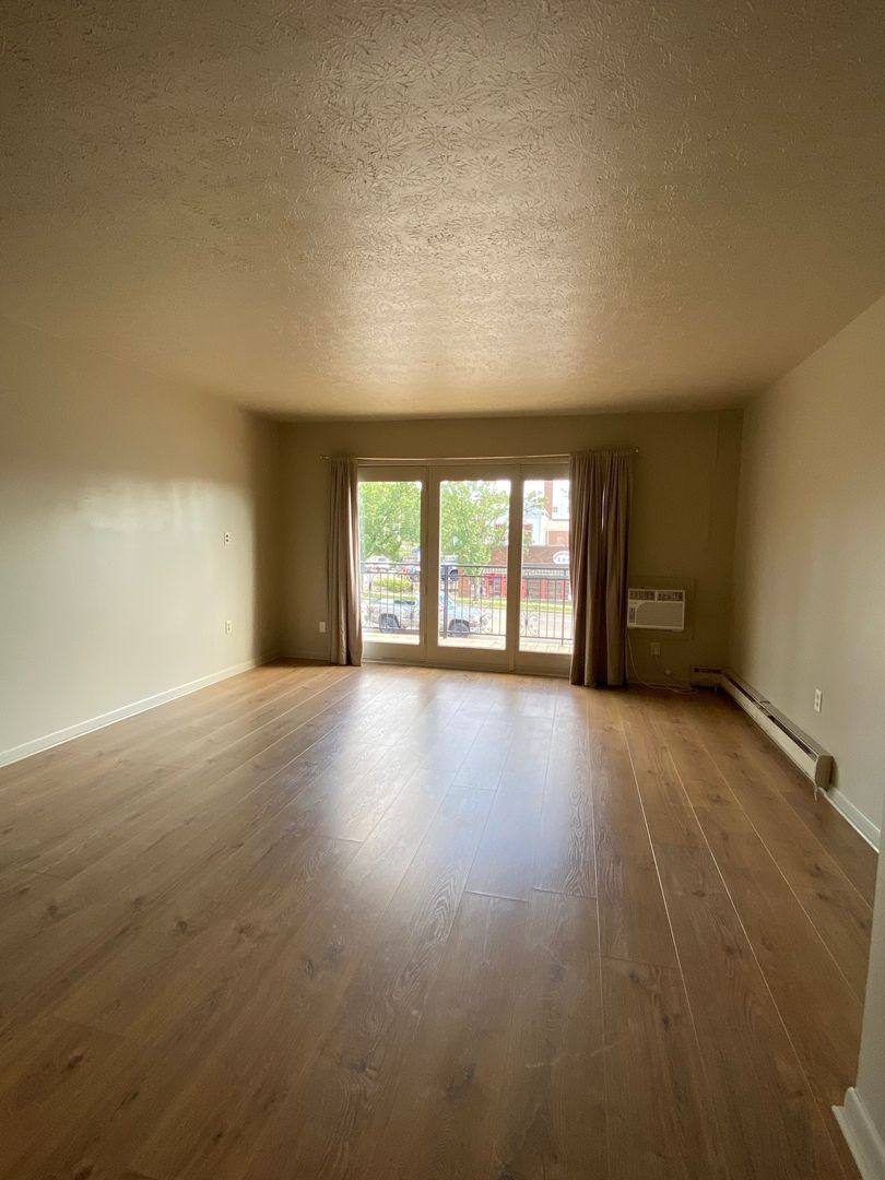 Apartment for rent at 217 S Lincoln St #5, Bloomington, IN 47408