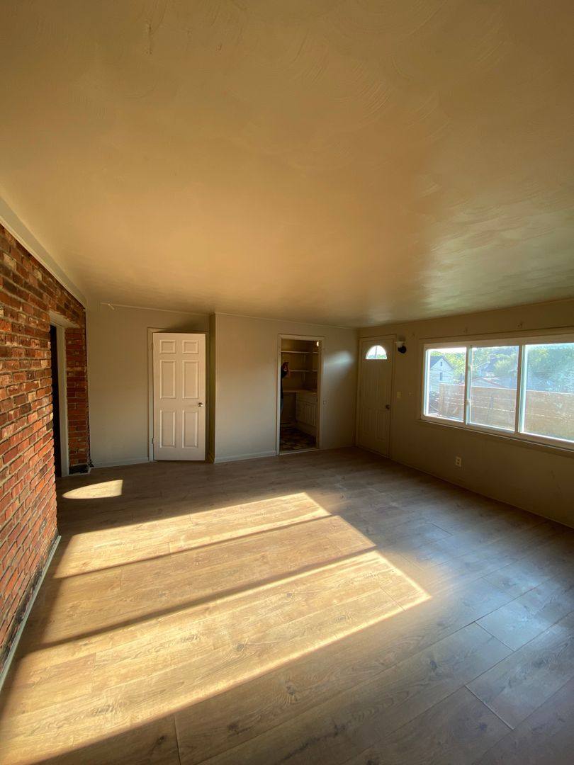 Apartment for rent at 217 S Lincoln St Ph, Bloomington, IN 47408