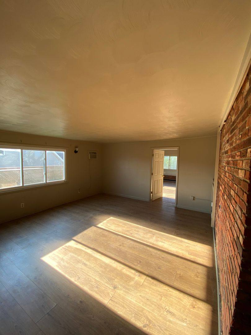 Apartment for rent at 217 S Lincoln St Ph, Bloomington, IN 47408