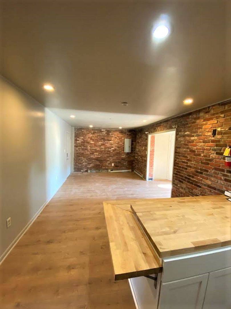 Apartment for rent at 217 S Lincoln St Ph, Bloomington, IN 47408