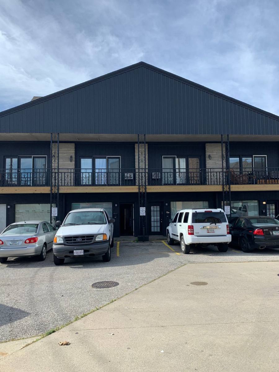Apartment for rent at 213 S Lincoln St, Bloomington, IN 47408