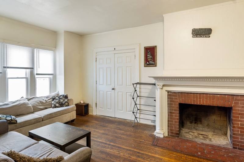 Apartment for rent at 822 Westcott St, Syracuse, NY 13210