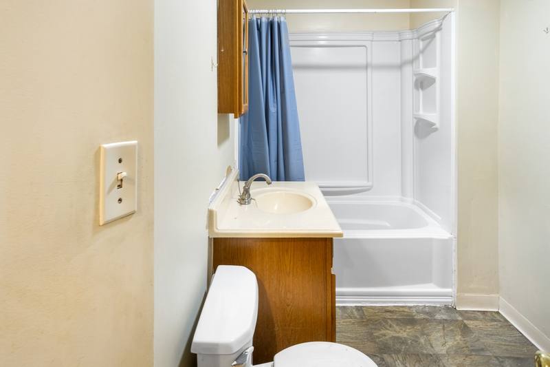 Apartment for rent at 822 Westcott St, Syracuse, NY 13210