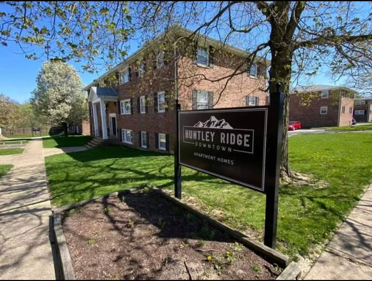 Apartment for rent at 520 S Church St, Decatur, IL 62522