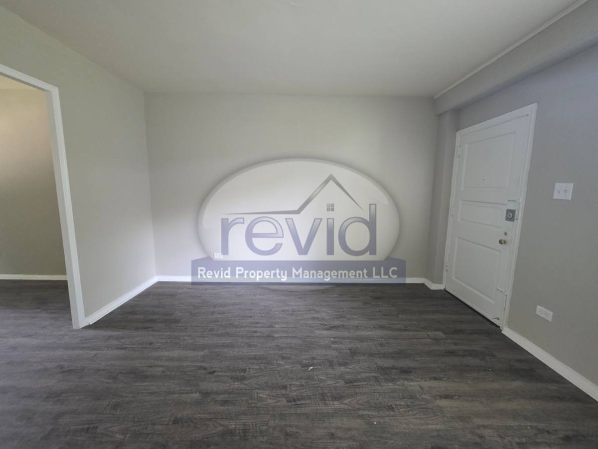 Townhouse for rent at 1300 Goodbar Ave, Memphis, TN 38104