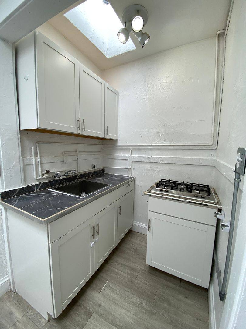 Apartment for rent at 858 Washington St #175, San Francisco, CA 94108