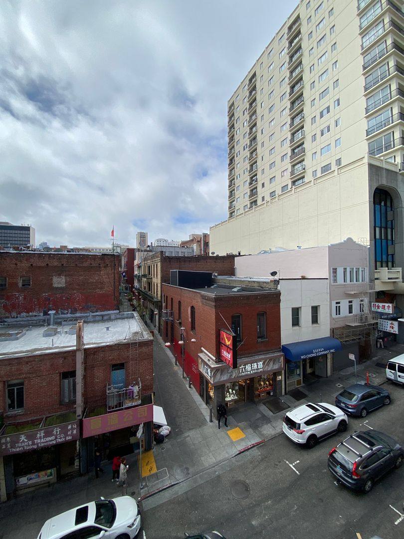 Apartment for rent at 858 Washington St #175, San Francisco, CA 94108