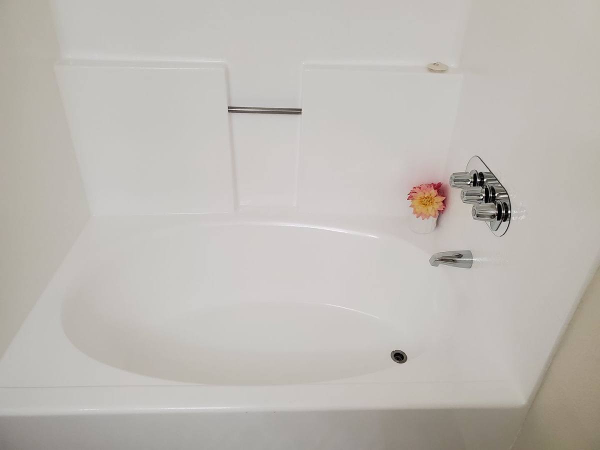 Apartment for rent at 1314 Harbor Blvd, Santa Ana, CA 92703