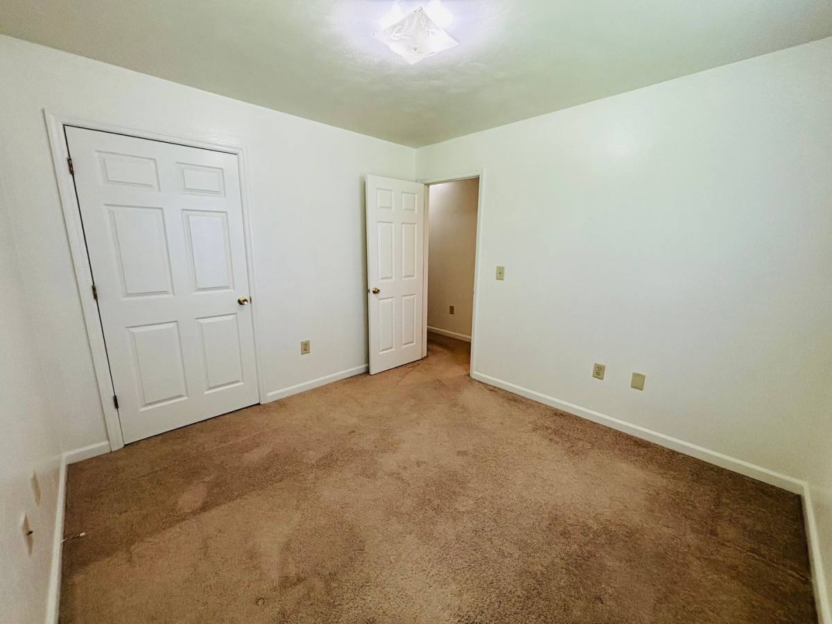 Townhouse for rent at 400-490 Harmon Circle, Christiansburg, VA 24073