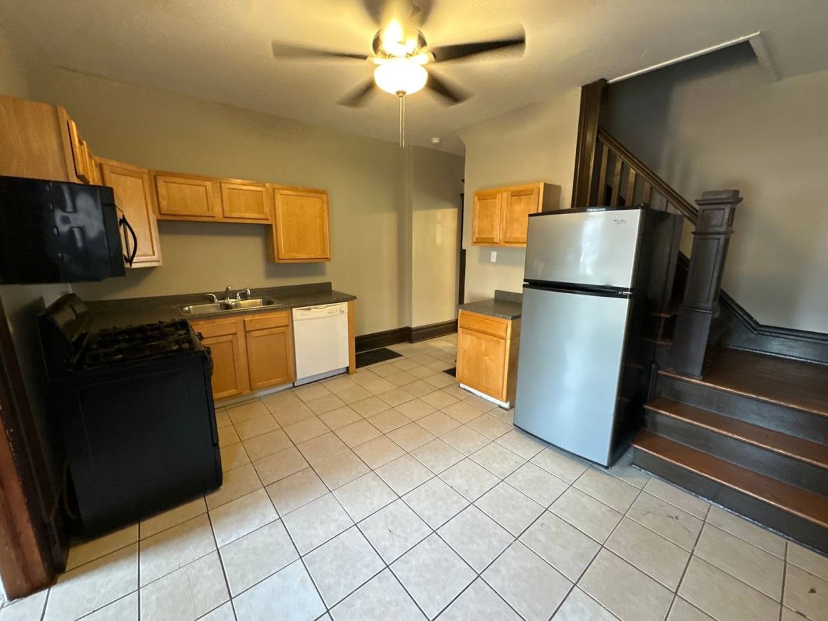 Apartment for rent at 240 E 13th Ave, Columbus, OH 43201