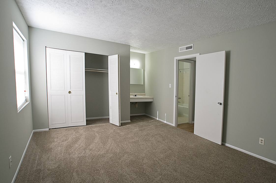 Apartment for rent at 1901 Kingstown Dr, Savannah, GA 31404