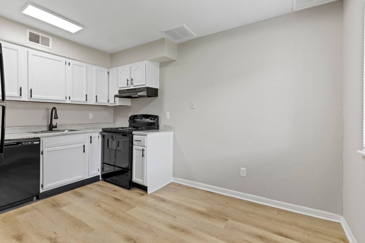 Apartment for rent at 5500 Pleasant Hill Circle, Indianapolis, IN 46224