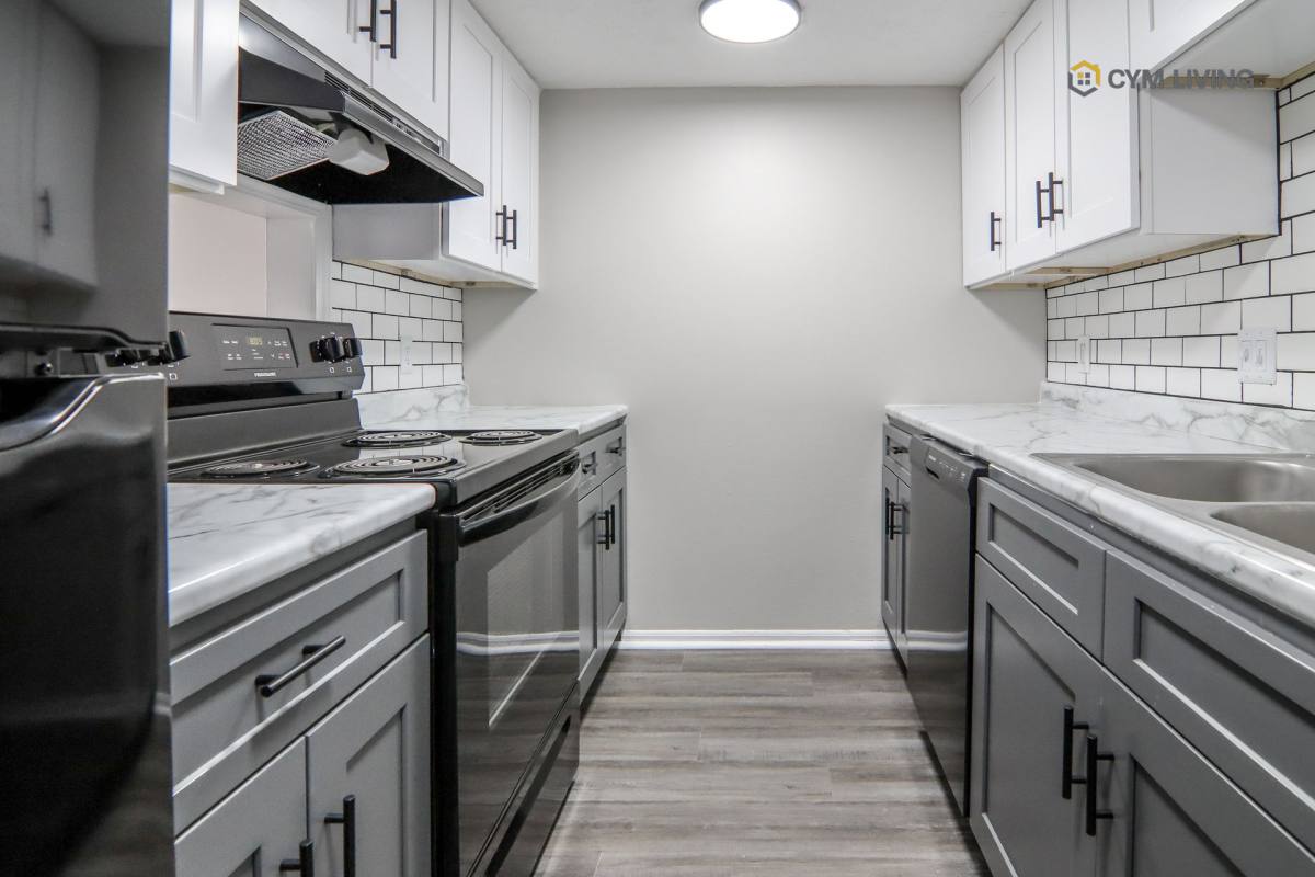 Apartment for rent at 8444 Rothbury Dr, Indianapolis, IN 46260