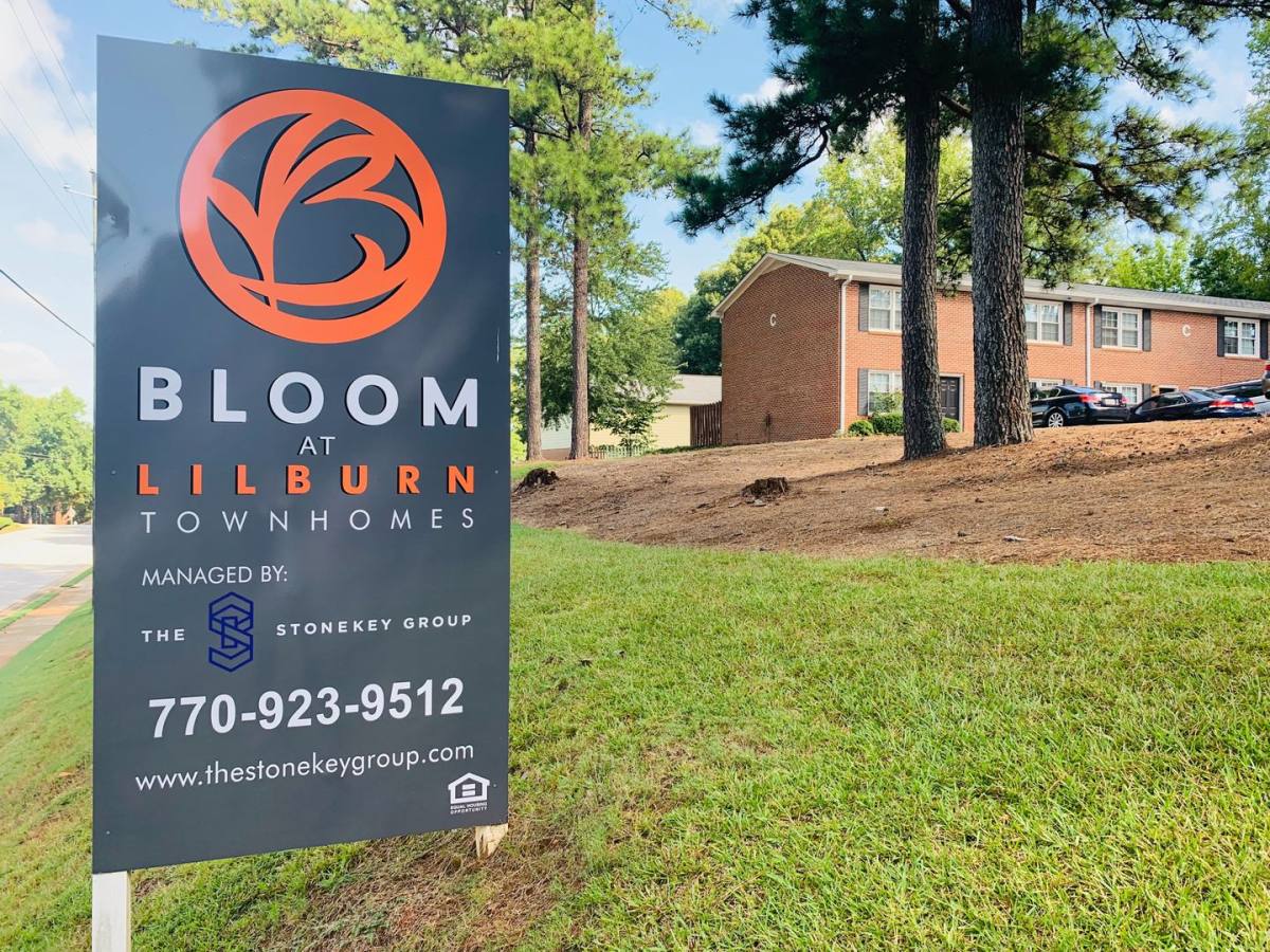 Townhouse for rent at 450 Lilburn School Rd NW, Lilburn, GA 30047
