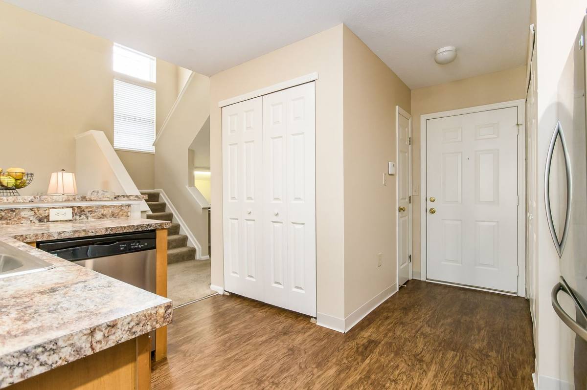 Apartment for rent at 5303 Wilcox Rd, Dublin, OH 43016