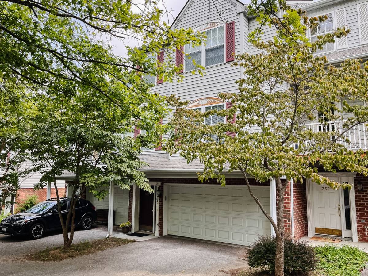 Townhouse for rent at 365 Silver Leaf Dr, Christiansburg, VA 24073