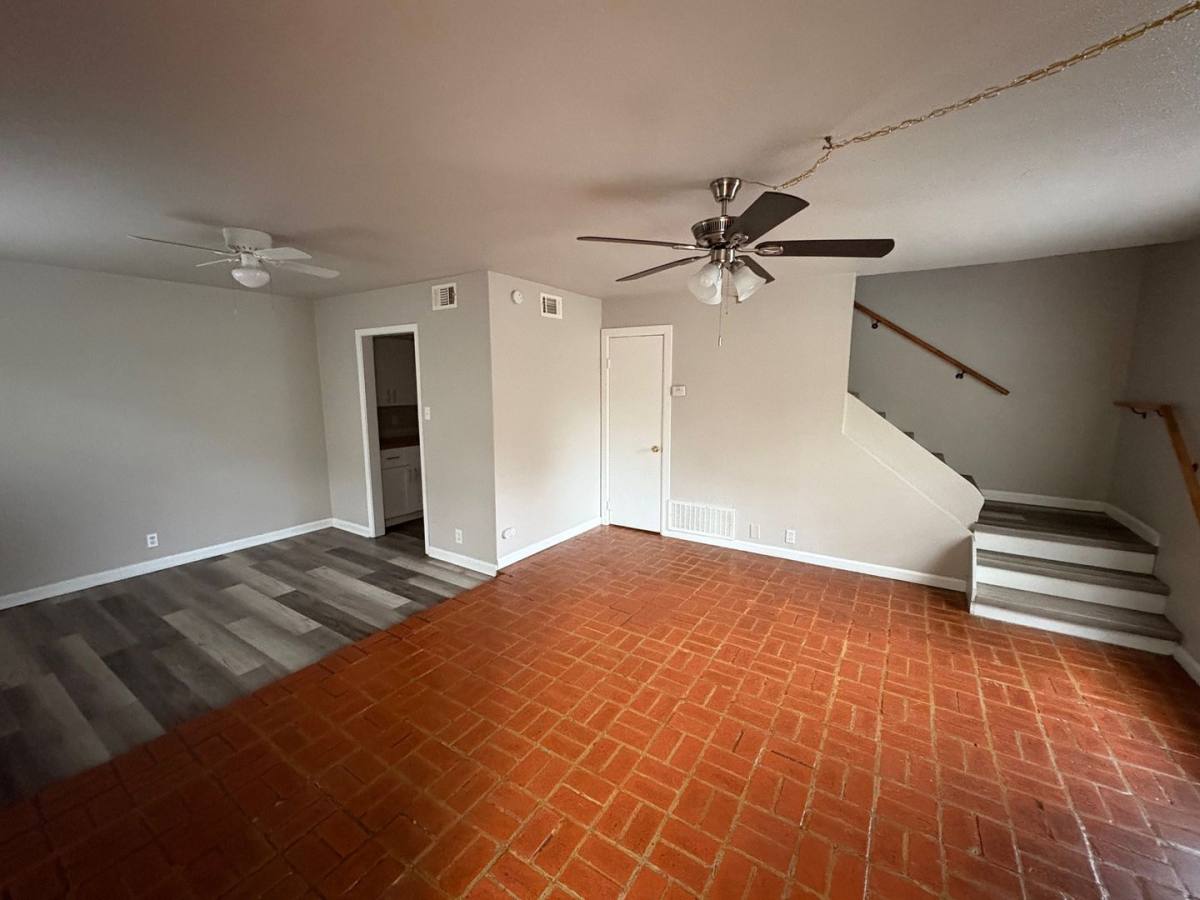 Apartment for rent at 618 W Sycamore St, Denton, TX 76201