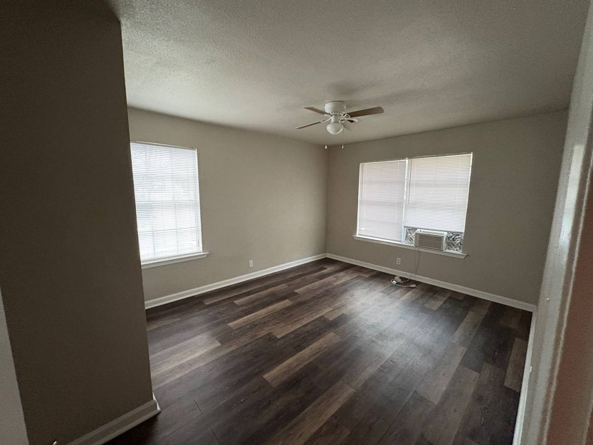 Apartment for rent at 618 W Sycamore St, Denton, TX 76201