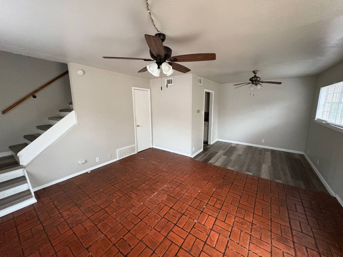 Apartment for rent at 618 W Sycamore St, Denton, TX 76201