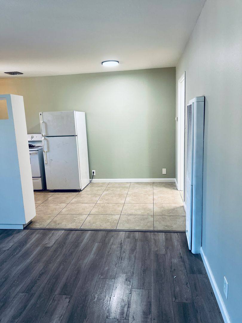 Apartment for rent at 6638-6646 Macarthur Blvd, Oakland, CA 94605