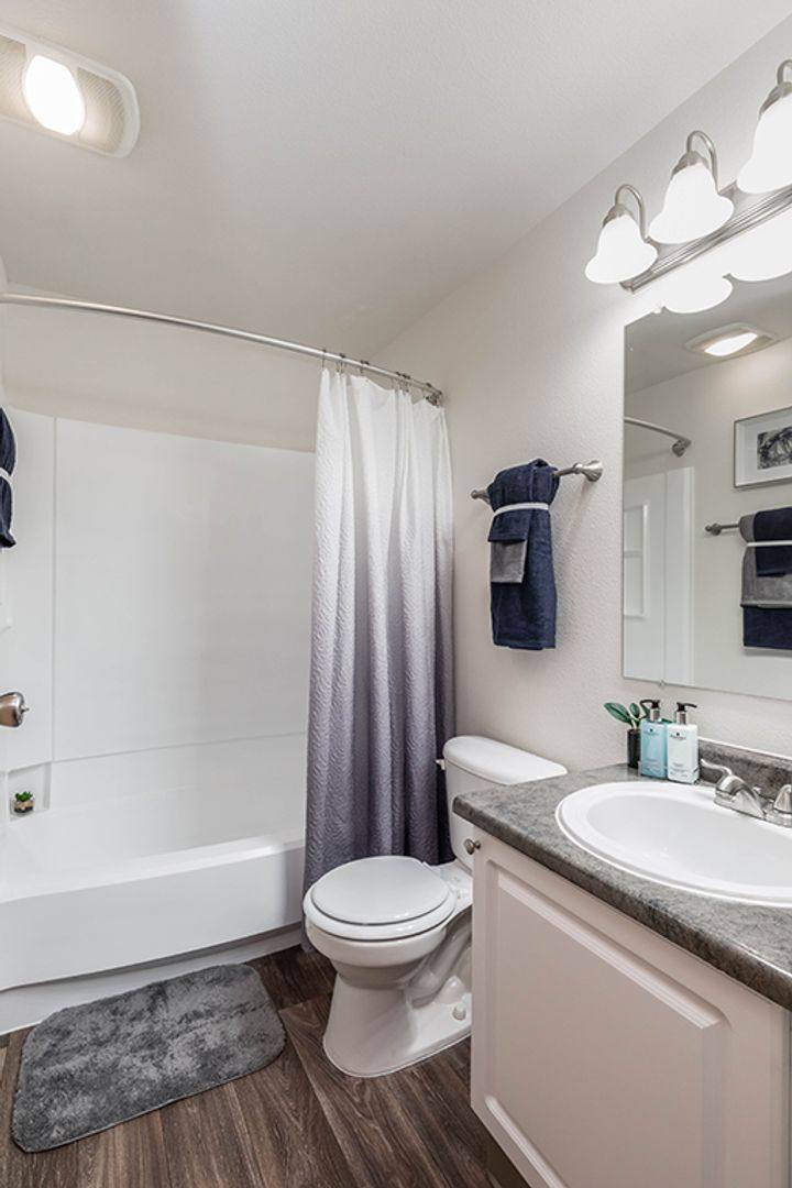 Apartment for rent at 17620 80th Ave NE, Kenmore, WA 98028