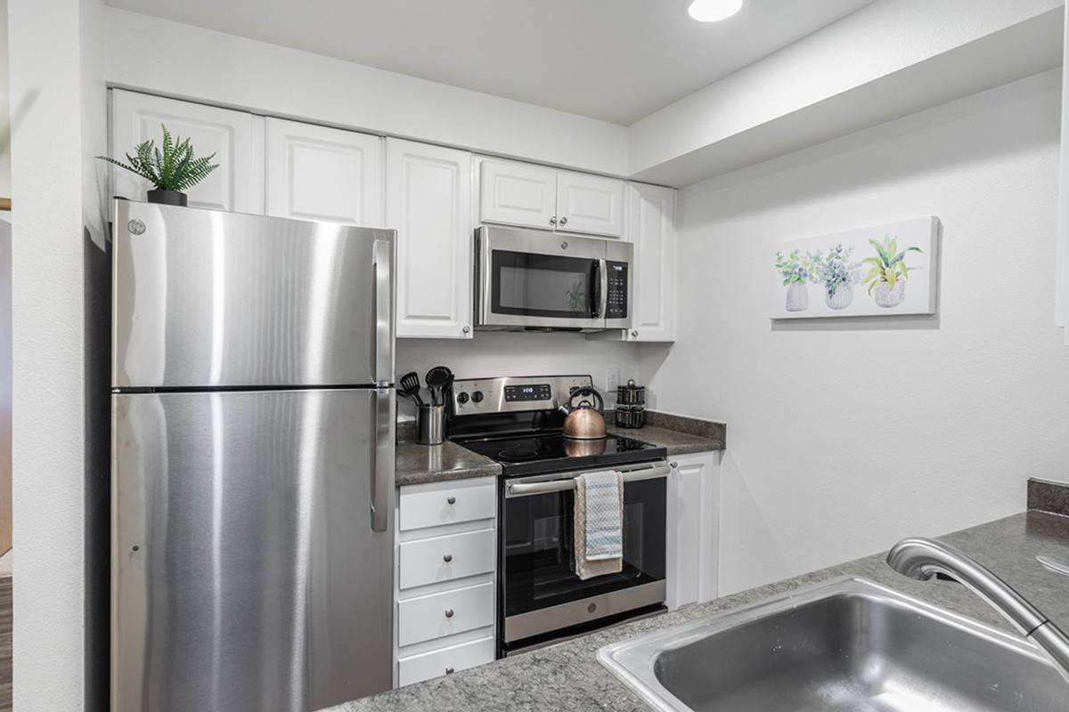 Apartment for rent at 17620 80th Ave NE, Kenmore, WA 98028