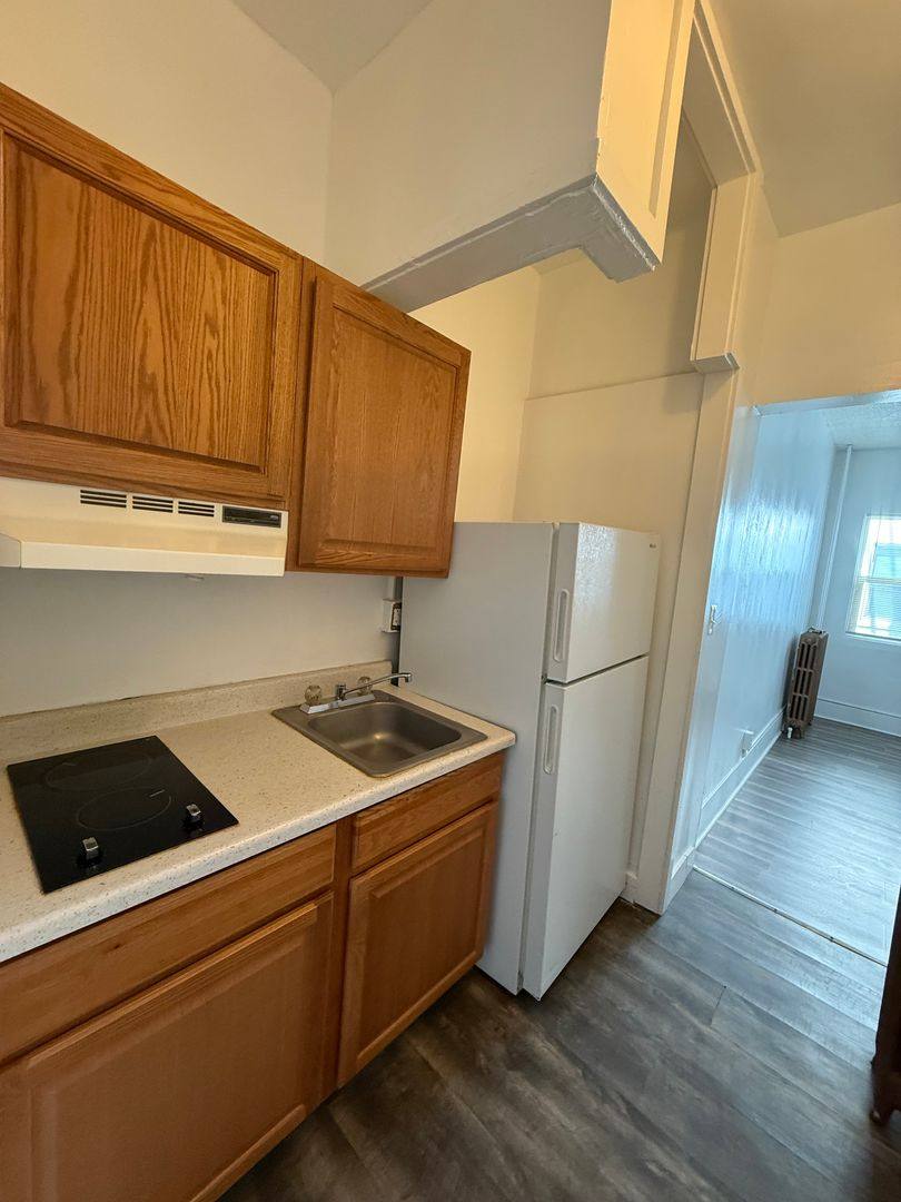 Apartment for rent at 1111 Main St, Klamath Falls, OR 97601
