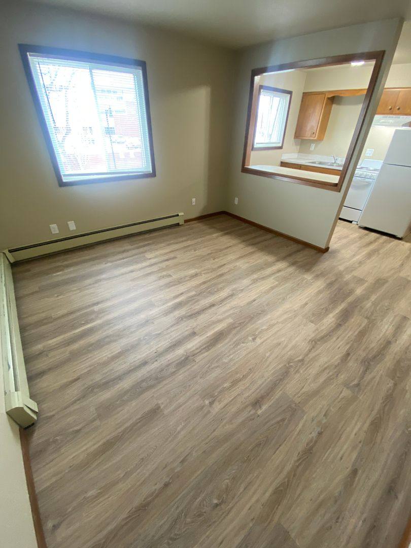 Apartment for rent at 409 9th Ave N, Fargo, ND 58102