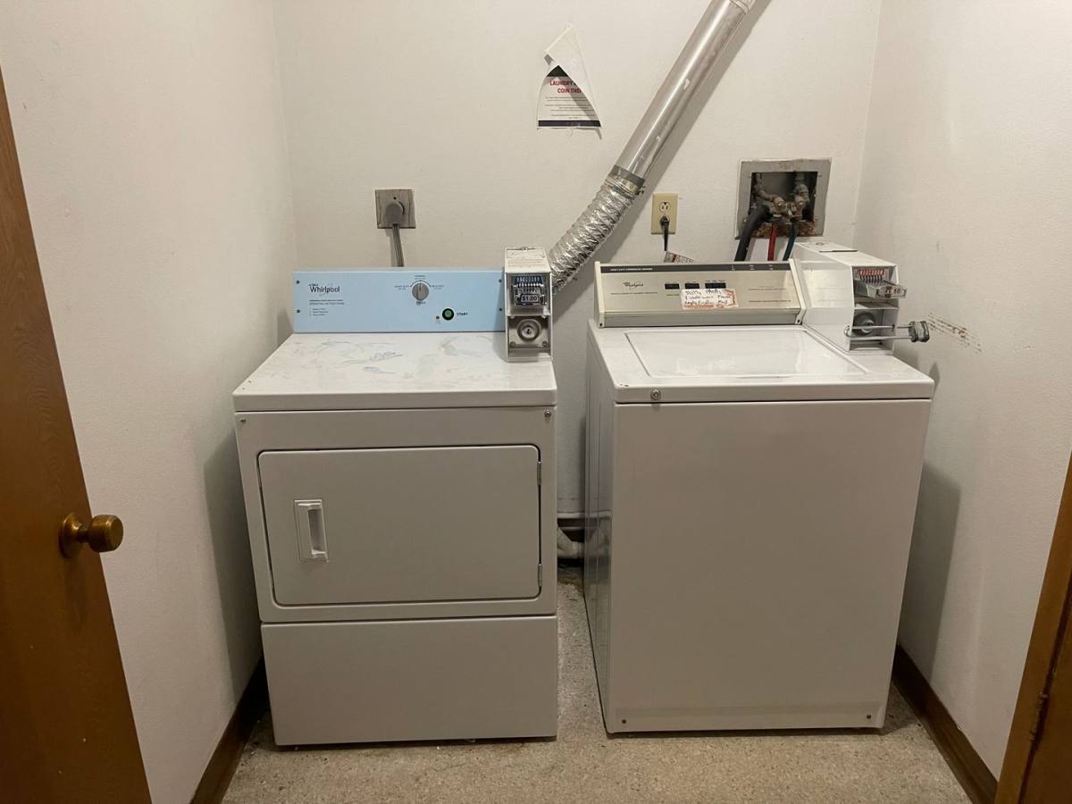 Apartment for rent at 409 9th Ave N, Fargo, ND 58102