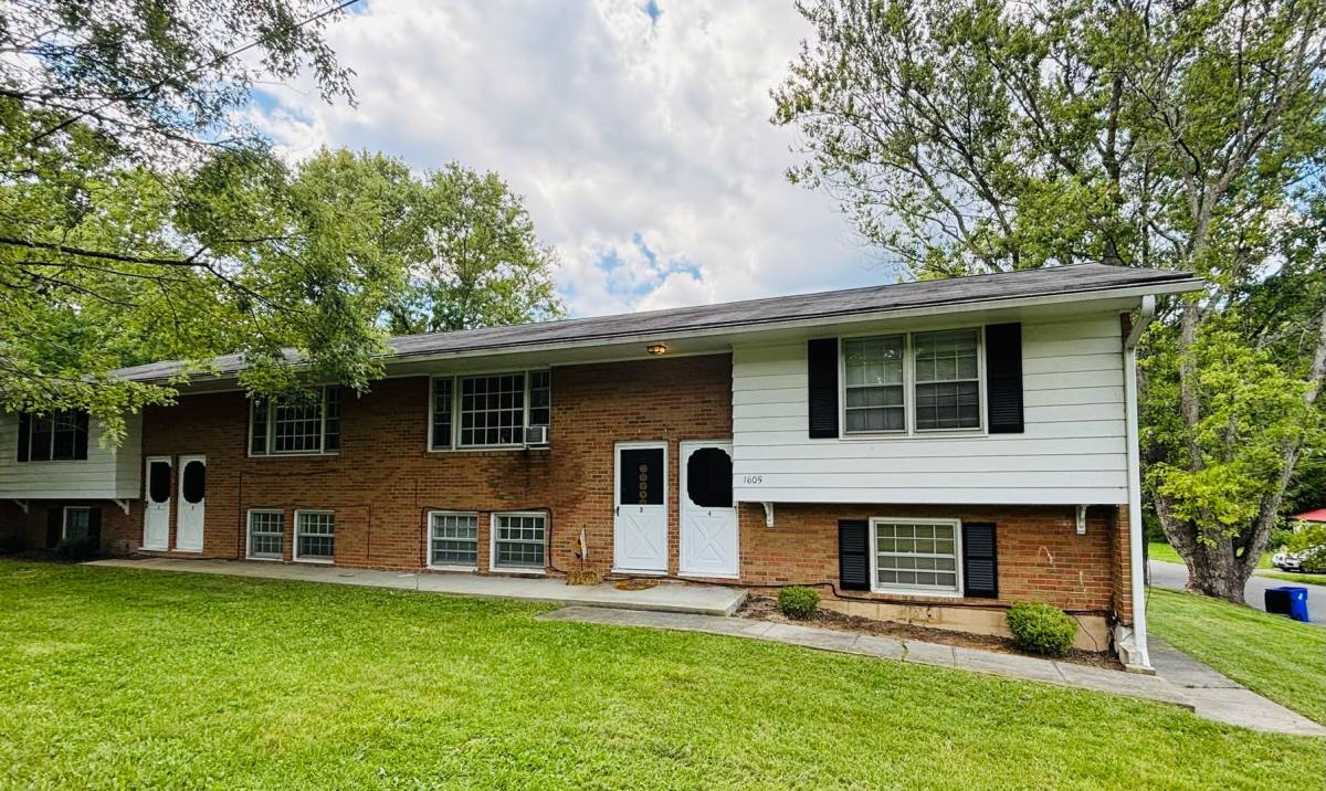 Apartment for rent at 1605 Lark Lane, Blacksburg, VA 24060
