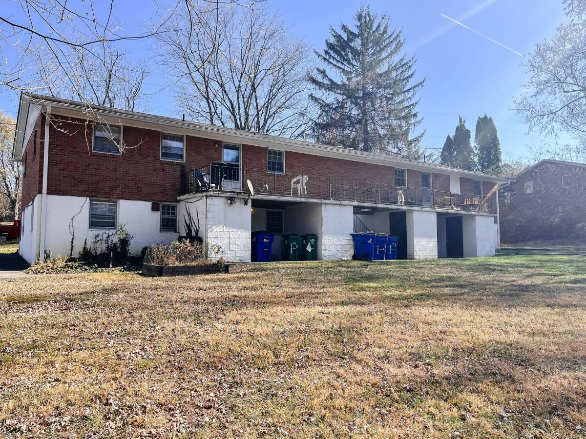 Apartment for rent at 1605 Lark Lane, Blacksburg, VA 24060