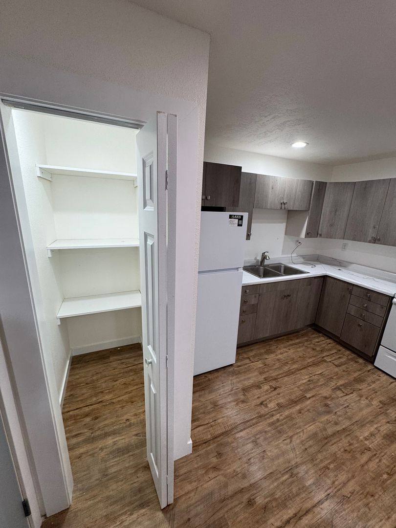 Apartment for rent at 805 807 809 11th Ave N, Humboldt, IA 50548