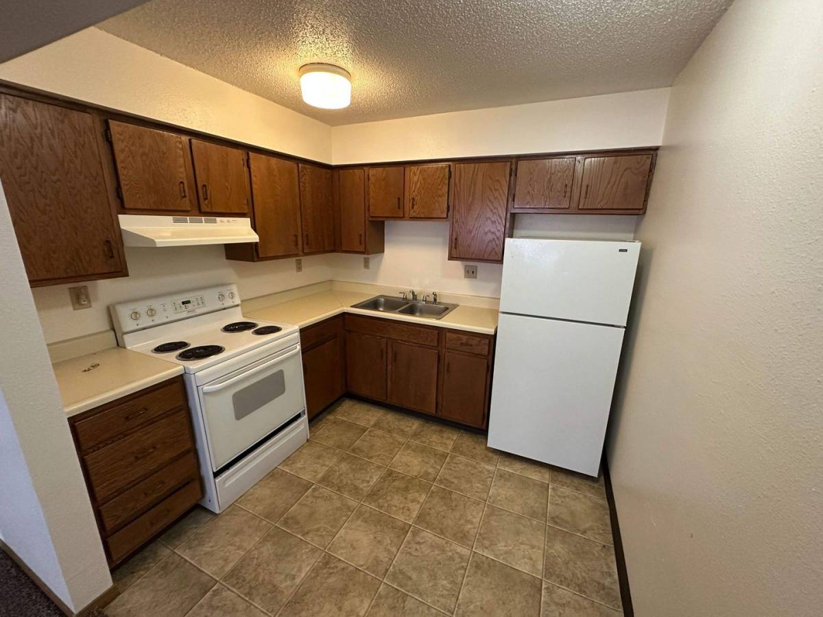 Apartment for rent at 805 807 809 11th Ave N, Humboldt, IA 50548