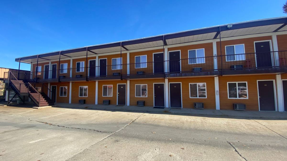 Apartment for rent at 311 W University St, Macomb, IL 61455