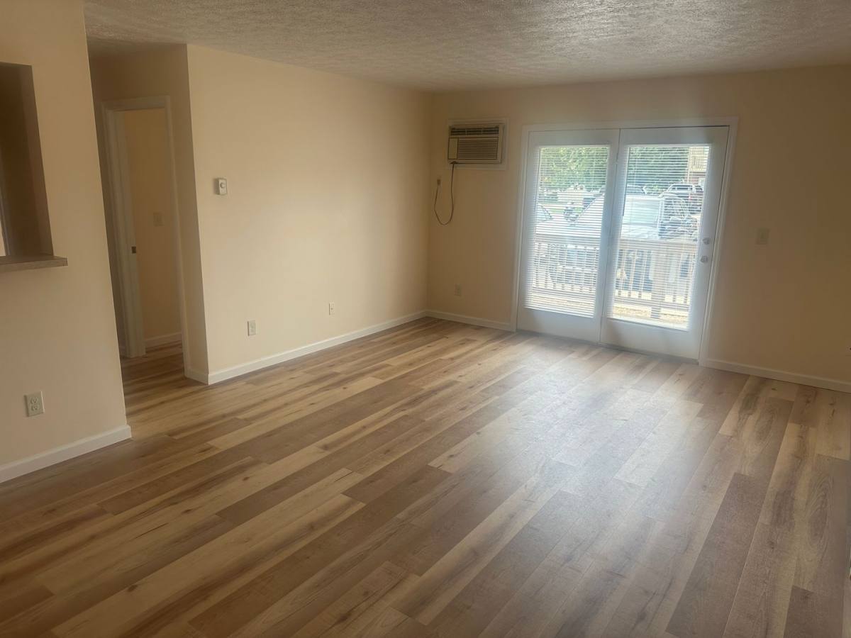 Apartment for rent at 2182 Glen Meadows Dr, Rising Sun, IN 47040