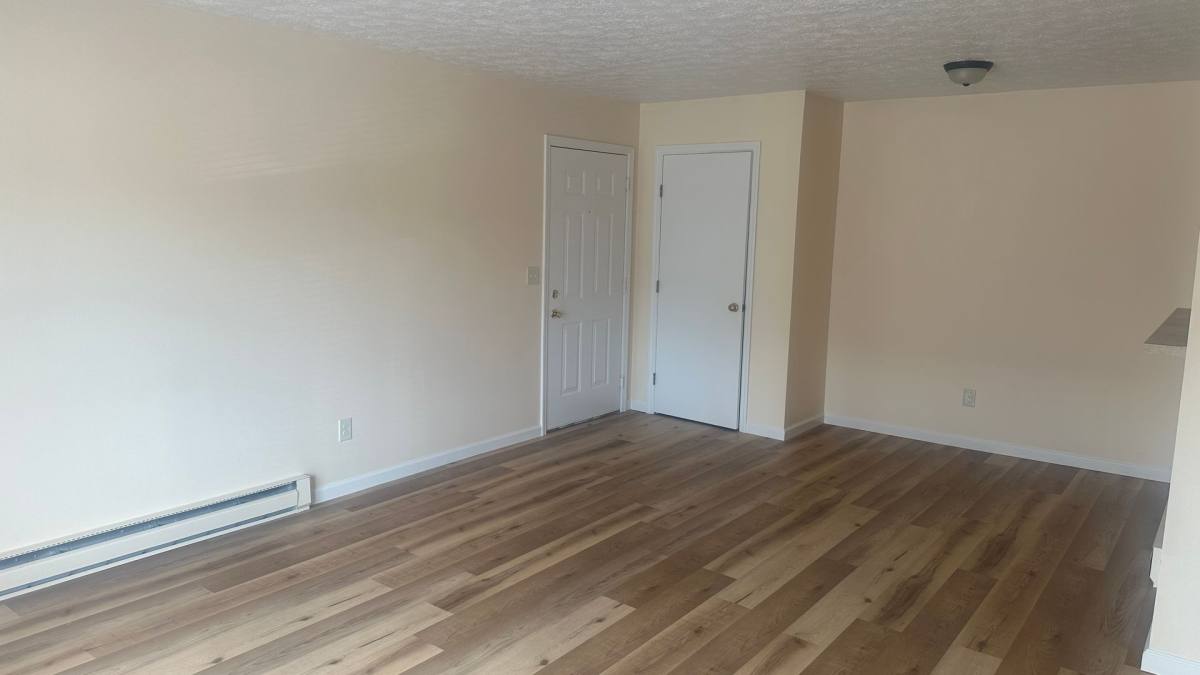 Apartment for rent at 2182 Glen Meadows Dr, Rising Sun, IN 47040