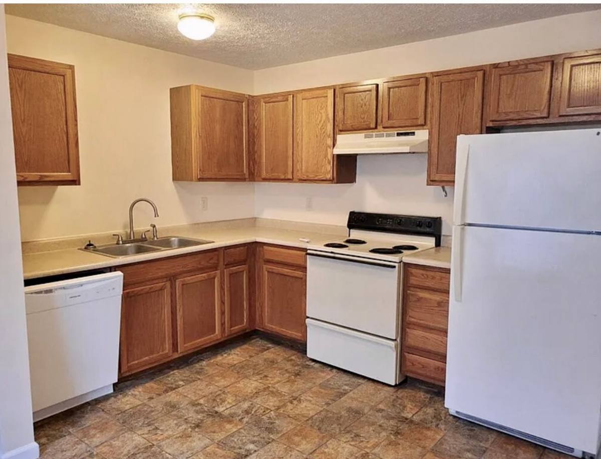 Apartment for rent at 2182 Glen Meadows Dr, Rising Sun, IN 47040