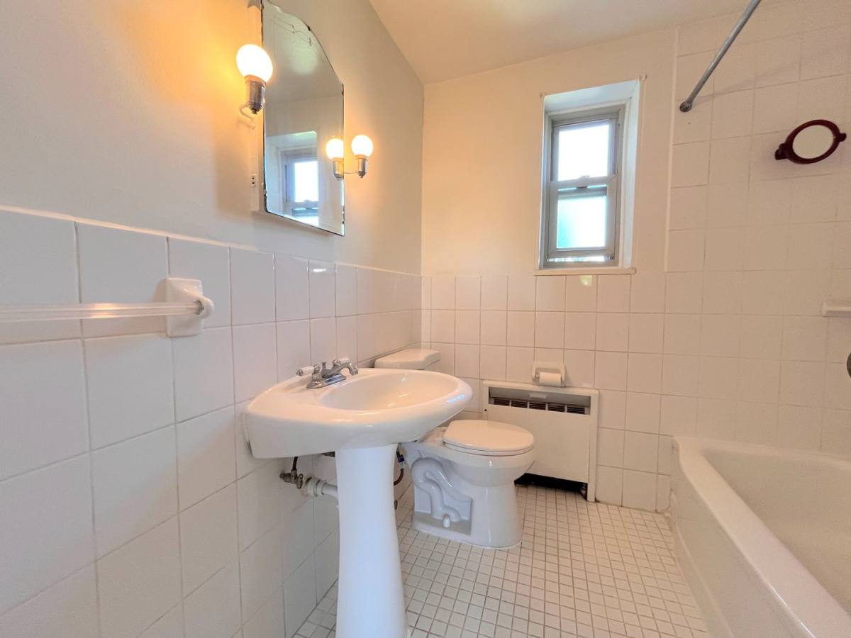 Apartment for rent at 1998 Delaware Ave, Buffalo, NY 14216