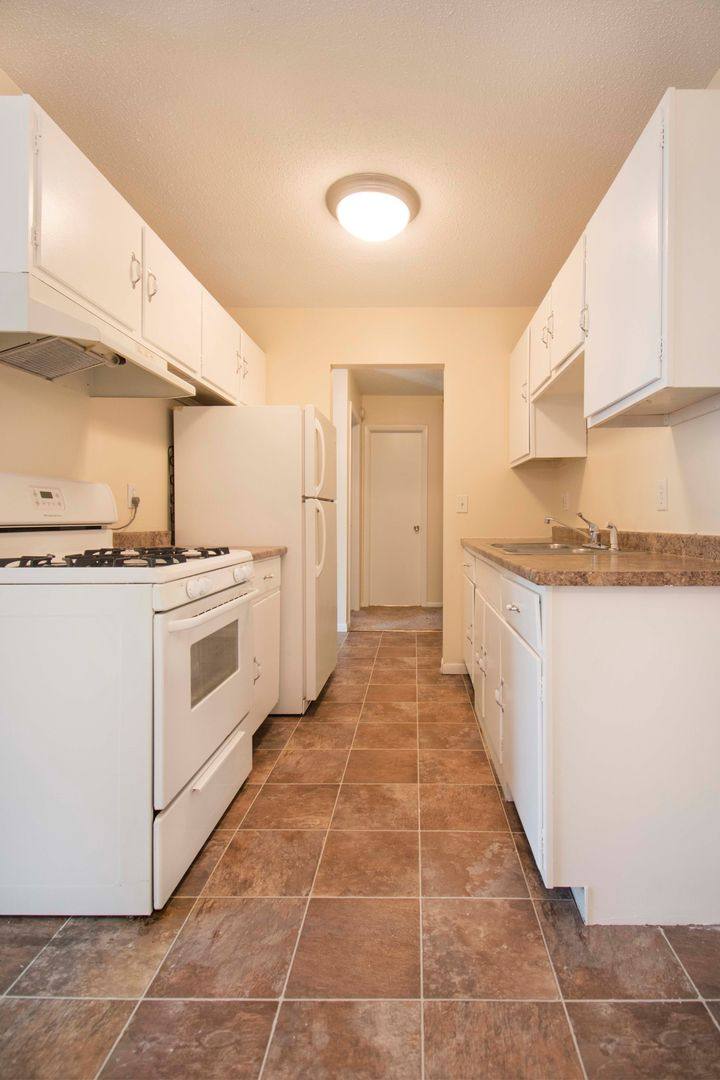 Apartment for rent at 840 3rd Ave, Excelsior, MN 55331