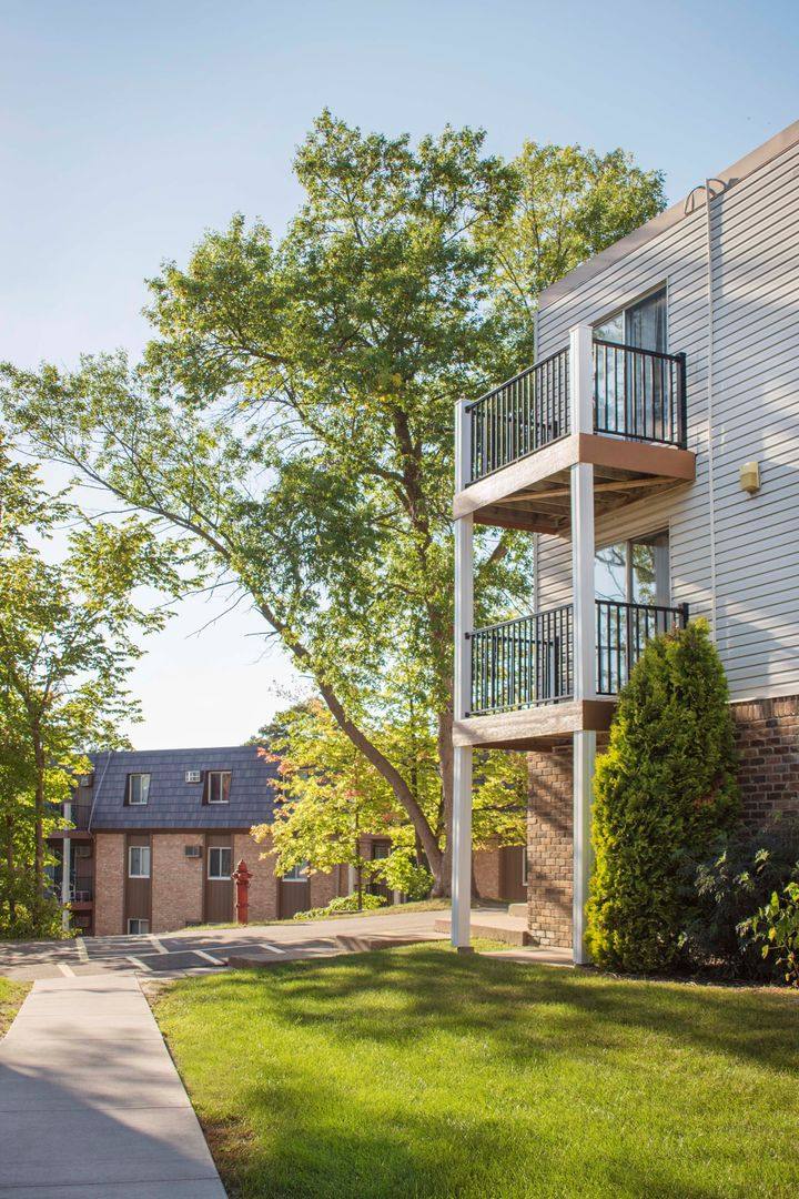 Apartment for rent at 840 3rd Ave, Excelsior, MN 55331