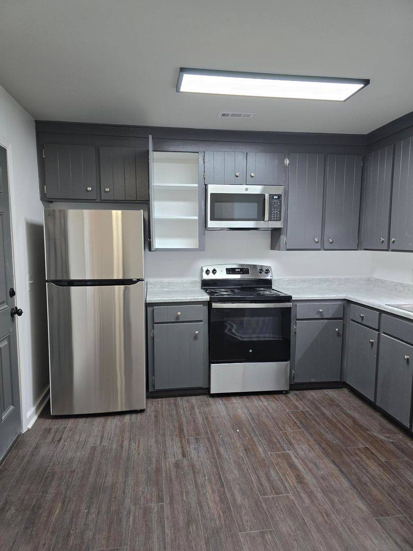 Apartment for rent at 401 Hill Top Dr, Rocky Mount, NC 27803
