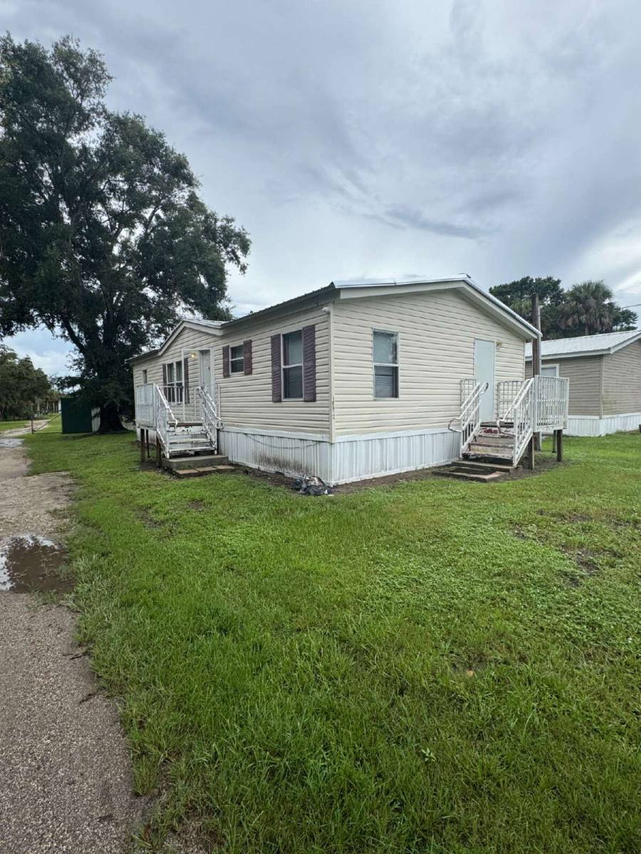House for rent at 10817 Cozarts Chalet Dr, Gibsonton, FL 33534
