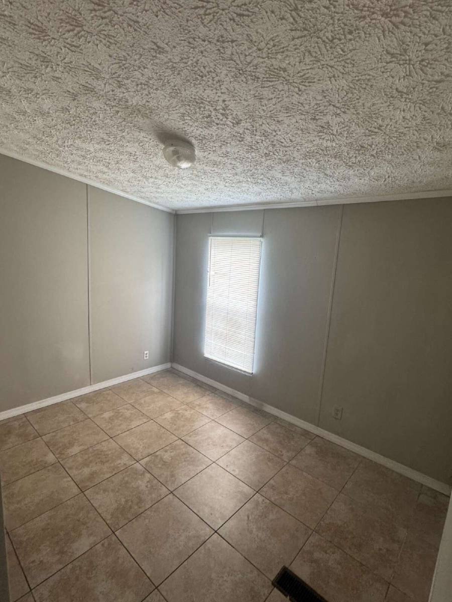 House for rent at 10817 Cozarts Chalet Dr, Gibsonton, FL 33534