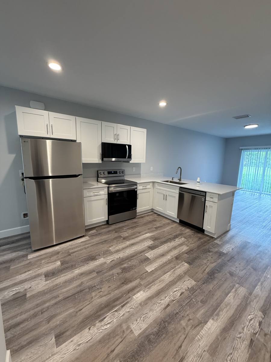 Townhouse for rent at 11080 Reims Ave, Englewood, FL 34224