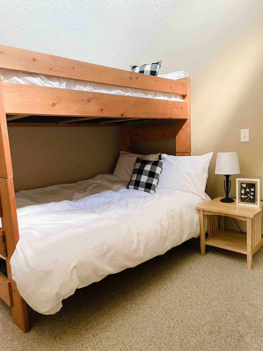 Condo for rent at 300 Sterling Way #FLORA 5, Fraser, CO 80442