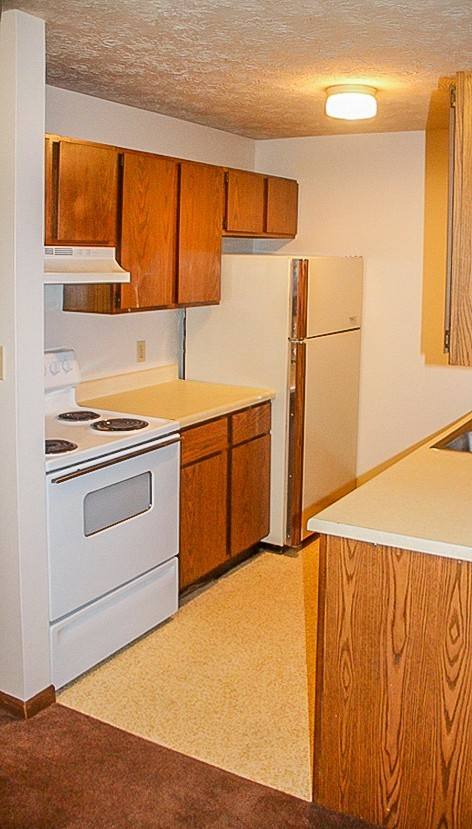 Apartment for rent at 1809-1815 S Arlington St, Akron, OH 44306