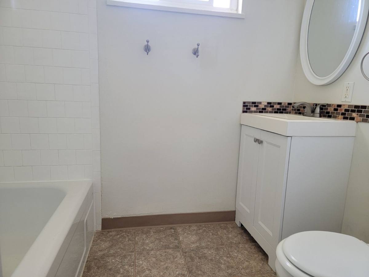 Apartment for rent at 1365 Magnolia Ave, Redding, CA 96001