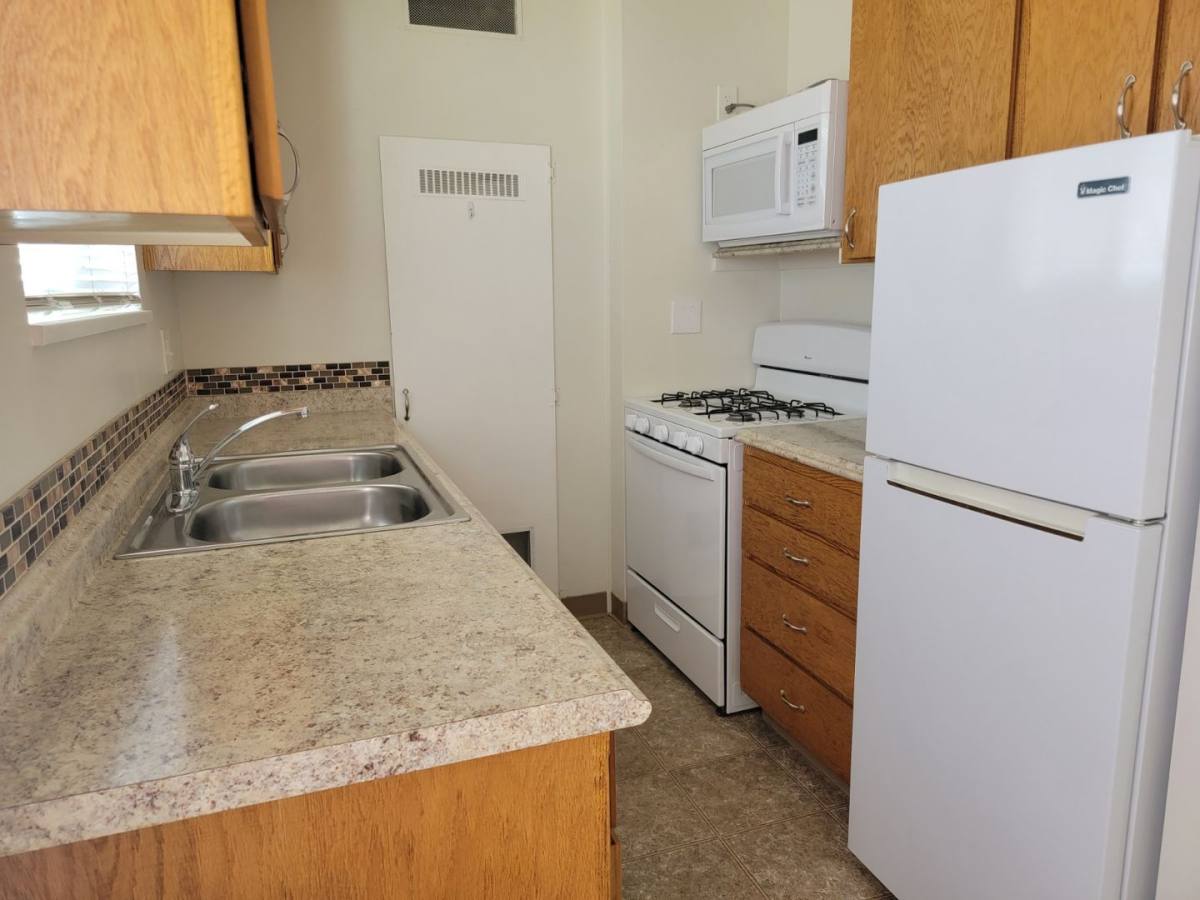 Apartment for rent at 1365 Magnolia Ave, Redding, CA 96001