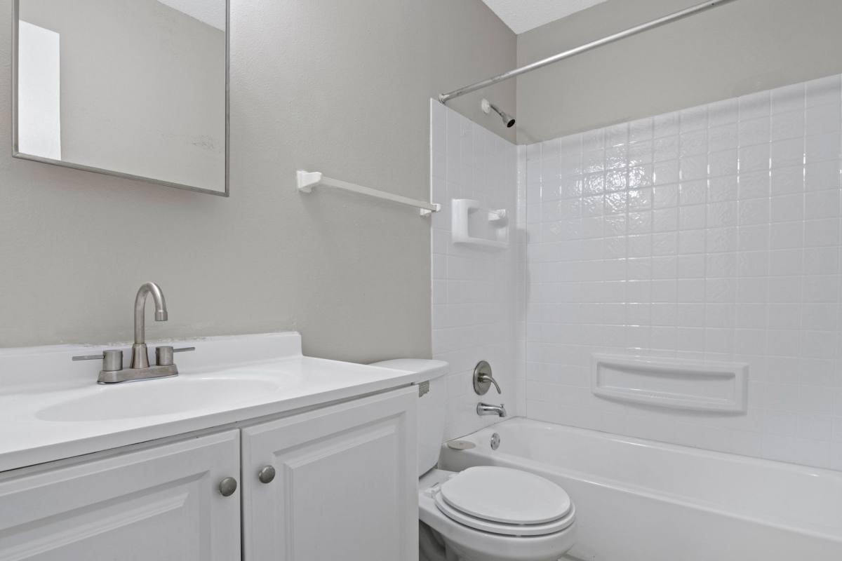 Apartment for rent at 10101 E Montery Rd, Indianapolis, IN 46235